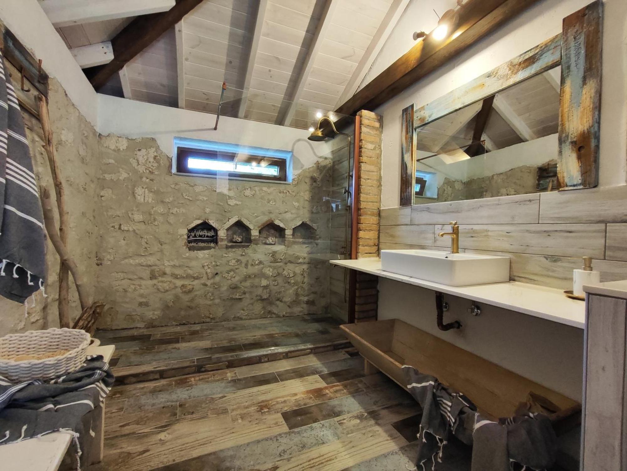 Villa Habezeiko - The Vintage House Afytos Habitación foto
